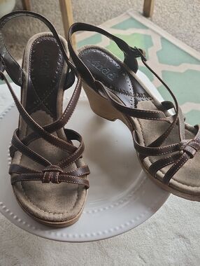 Mudd Brown Strappy Wedge Sandals